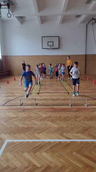 http://www.volejbalrokycany.cz/gallery/TGM_ukazka/11.jpg